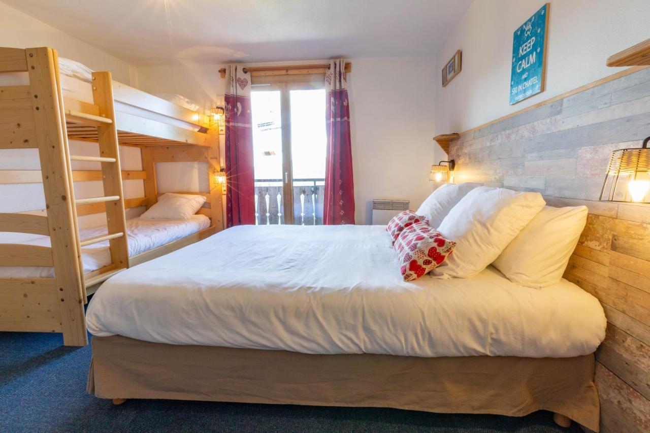 L'Escale Hotel Châtel Екстериор снимка