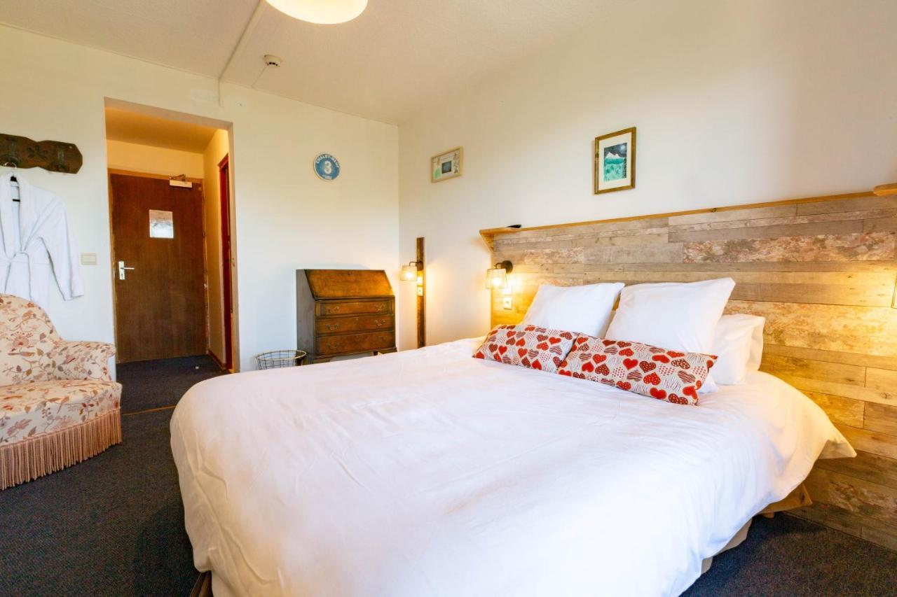 L'Escale Hotel Châtel Екстериор снимка