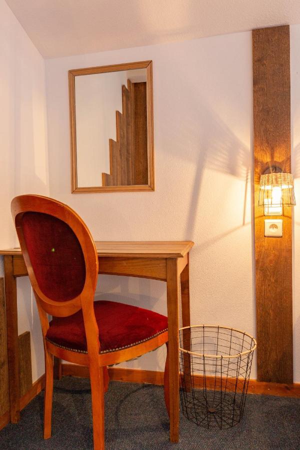 L'Escale Hotel Châtel Екстериор снимка