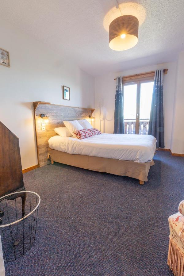 L'Escale Hotel Châtel Екстериор снимка