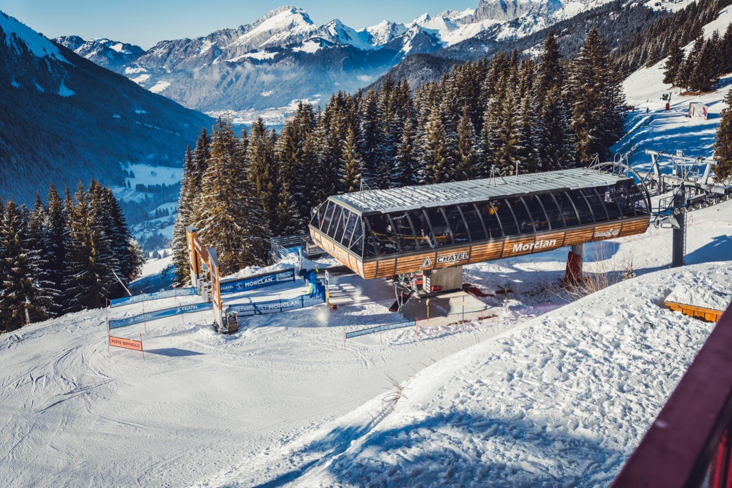 L'Escale Hotel Châtel Екстериор снимка