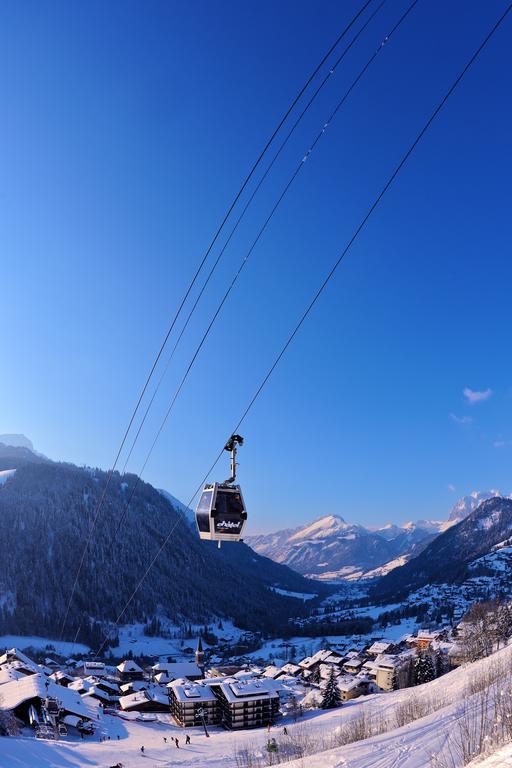 L'Escale Hotel Châtel Екстериор снимка