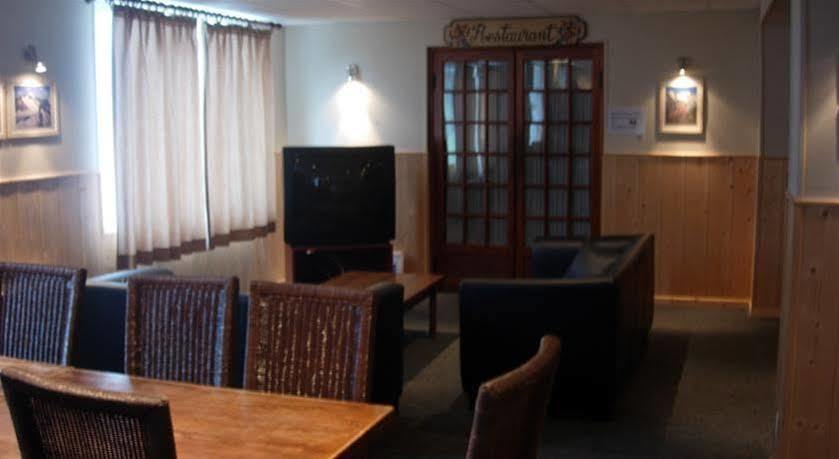 L'Escale Hotel Châtel Екстериор снимка